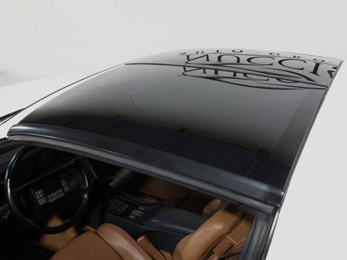 Used 1989 Pontiac Firebird Trans Am image 11