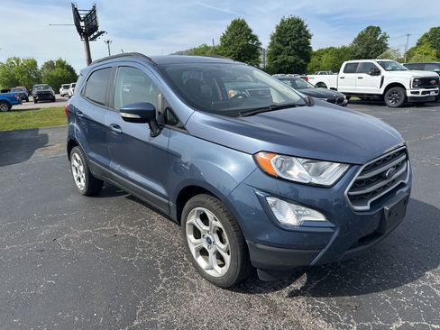 Used 2021 Ford EcoSport SE w/ SE Convenience Package image 2
