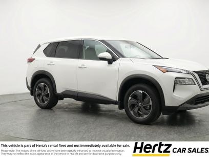 Used 2025 Nissan Rogue SV