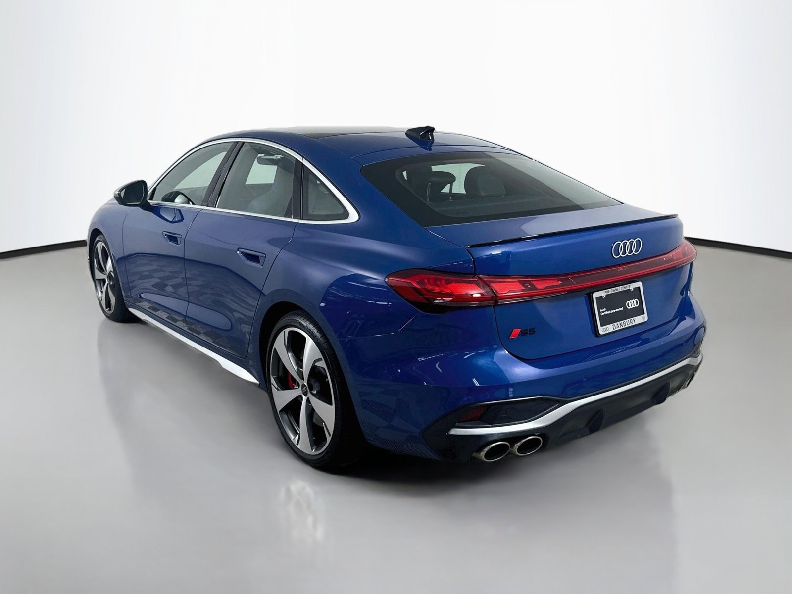Certified 2025 Audi S5 Prestige AWD/4WD image 3