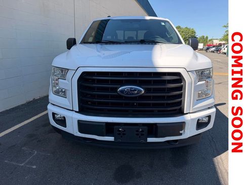 Used 2017 Ford F150 XLT w/ Equipment Group 302A Luxury AWD/4WD image 3