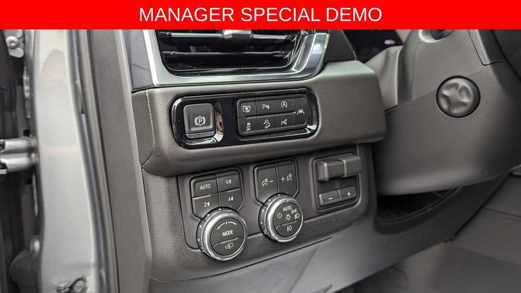 Used 2026 GMC Yukon XL Denali w/ Denali Reserve Package AWD/4WD image 28