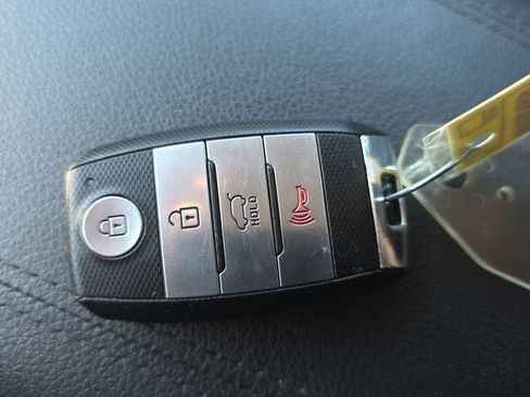 Used 2016 Kia Sportage EX image 28