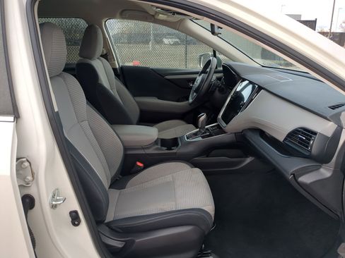 Used 2023 Subaru Outback Premium image 33