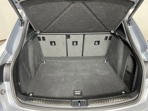 Certified 2025 Porsche Macan image 17