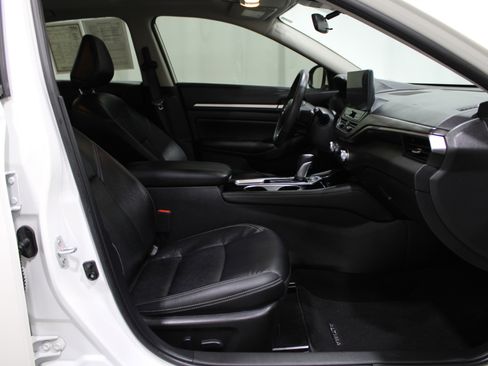 Used 2025 Nissan Altima 2.5 SL image 31