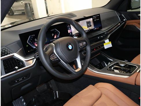 Used 2026 BMW X5 sDrive40i w/ Parking Assistance Package RWD image 11