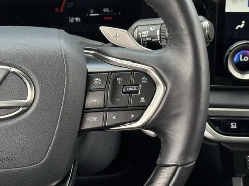 Used 2025 Lexus RX 350 Premium w/ Accessory Package (Z1) FWD image 18