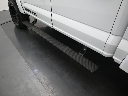 New 2025 Ford F150 Lariat w/ Equipment Group 502A High image 26