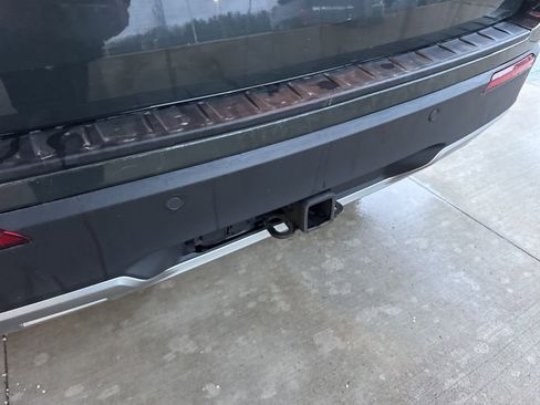 Certified 2023 Ford Explorer XLT w/ Equipment Group 202A image 17