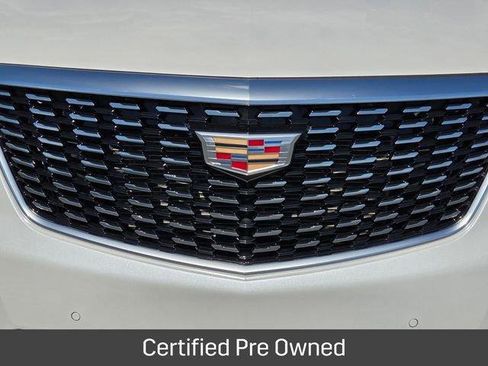 Certified 2025 Cadillac XT5 Premium Luxury image 8
