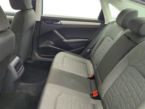 Used 2021 Volkswagen Passat 2.0T S image 20