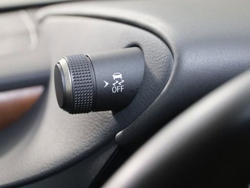 Used 2025 Lexus ES 300h F Sport w/ Accessory Package (Z1) image 34