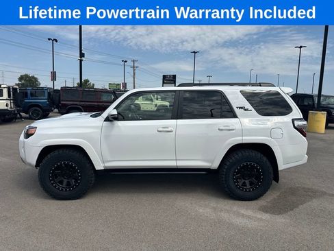 Used 2021 Toyota 4Runner TRD Off-Road Premium w/ Moonroof Package AWD/4WD image 1