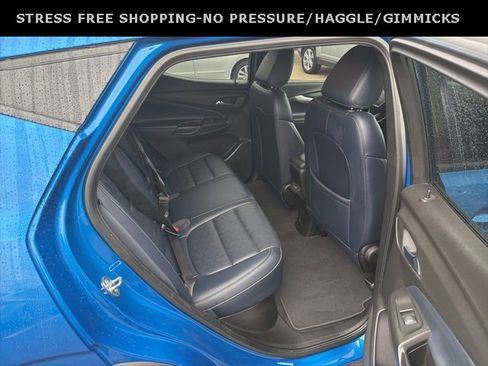 Used 2023 Chevrolet Bolt EUV LT w/ Convenience Package image 31