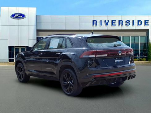 Used 2025 Volkswagen Atlas Cross Sport SEL R-Line AWD/4WD image 5