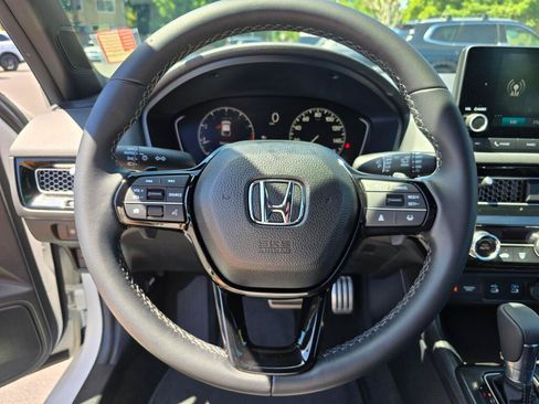 Certified 2025 Honda Civic Sport image 18