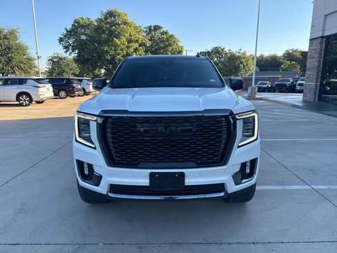 Used 2023 GMC Yukon Denali Ultimate AWD/4WD image 2