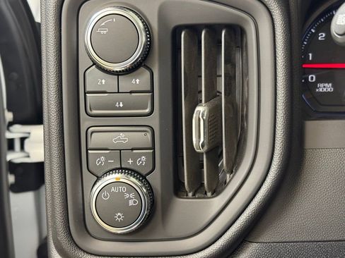 New 2026 GMC Sierra 2500 Pro AWD/4WD image 31