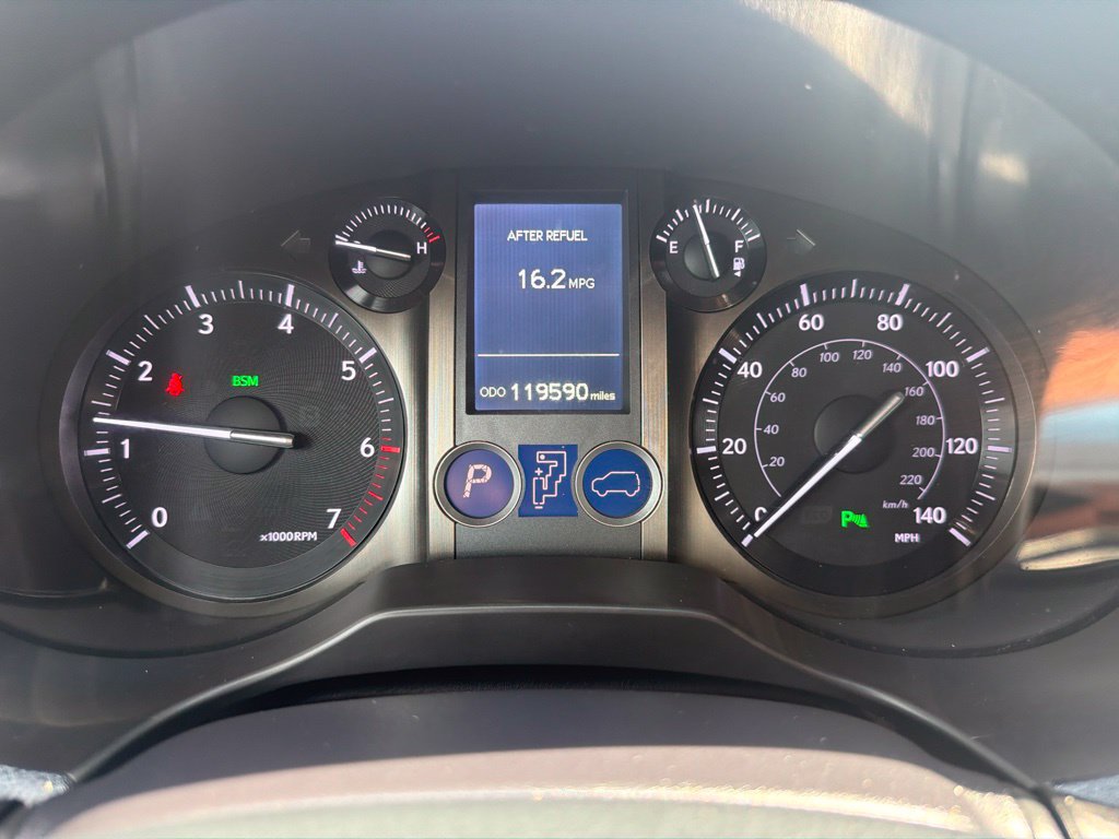 Used 2017 Lexus GX 460 Premium w/ Premium Package AWD/4WD image 9