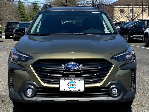 Certified 2025 Subaru Outback Onyx Edition image 3