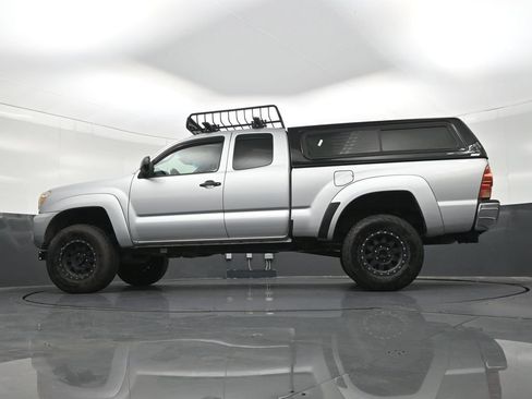 Used 2013 Toyota Tacoma PreRunner w/ SR5 Pkg RWD image 23