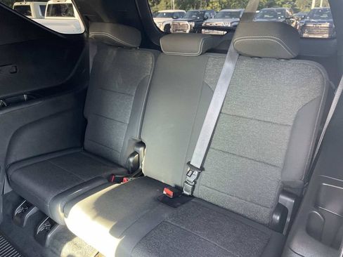 Used 2026 Chevrolet Traverse LT w/ Driver Confidence Package FWD image 17
