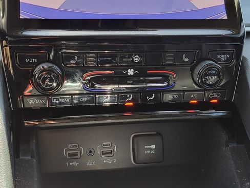 Used 2022 Jeep Grand Cherokee Limited w/ Trailer Tow Prep Group (B) image 26