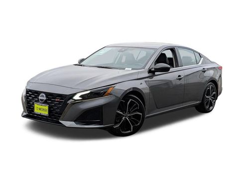Used 2025 Nissan Altima 2.5 SR FWD image 1