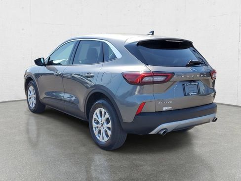 Used 2023 Ford Escape Active AWD/4WD image 5