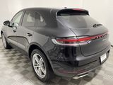 Certified 2020 Porsche Macan image 3