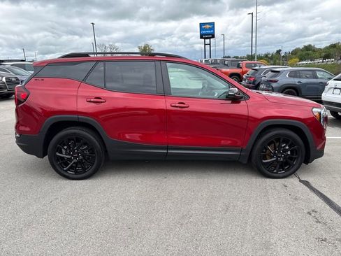 Certified 2023 GMC Terrain SLE w/ Driver Convenience Package AWD/4WD image 6