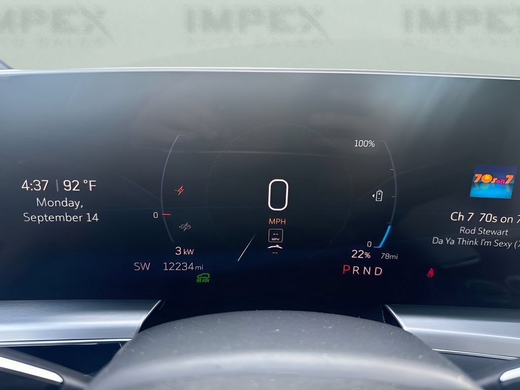 Used 2025 Cadillac Lyriq Luxury RWD image 35