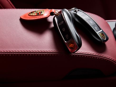 Used 2024 Porsche 911 Carrera S image 33