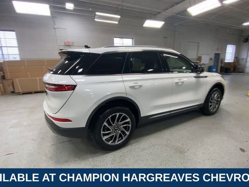 Used 2022 Lincoln Corsair AWD w/ Equipment Group 101A image 11