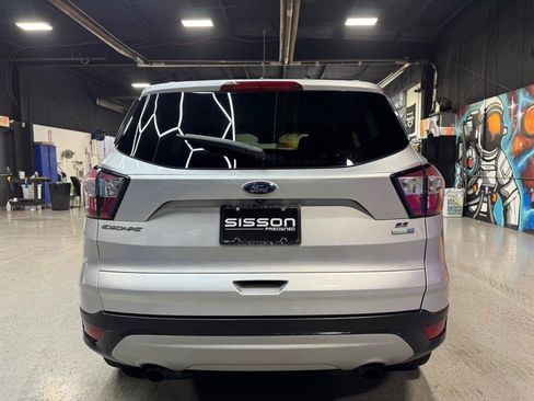 Used 2018 Ford Escape SE AWD/4WD image 4