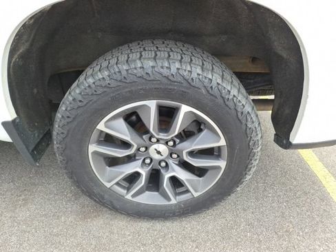 Used 2021 Chevrolet Silverado 1500 RST AWD/4WD image 9