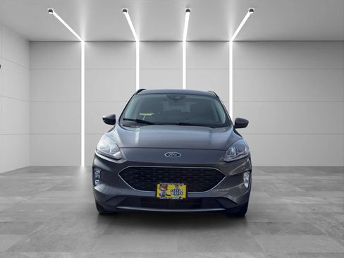 Used 2021 Ford Escape SEL image 2