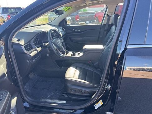 Certified 2023 GMC Acadia Denali w/ Black Diamond Edition image 9