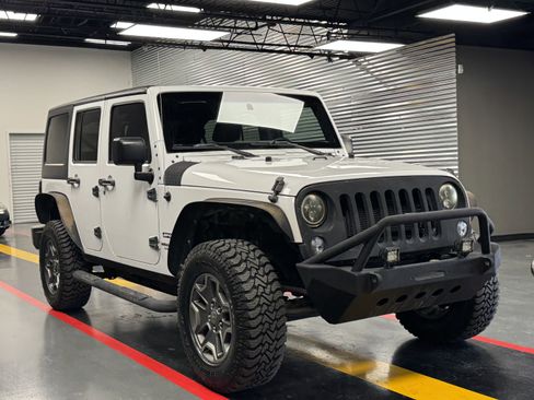 Used 2015 Jeep Wrangler Unlimited Sport image 8