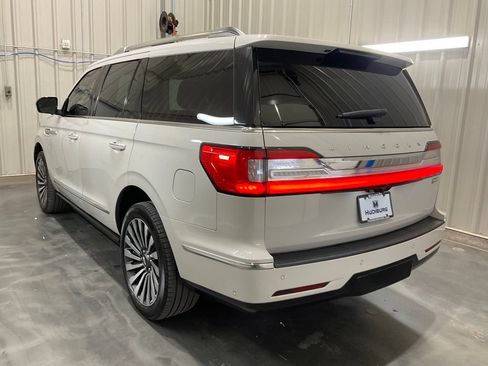 Used 2021 Lincoln Navigator Reserve w/ Luxury Package AWD/4WD image 23