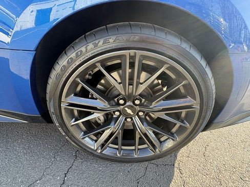 Used 2018 Chevrolet Camaro ZL1 image 11