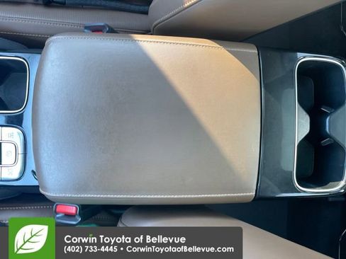 Used 2020 Kia Telluride SX w/ SX Prestige Package AWD/4WD image 15