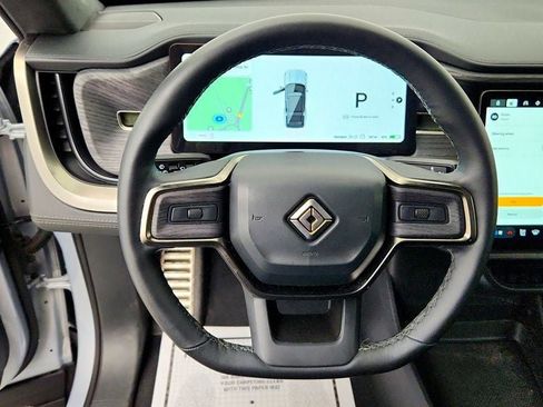 Used 2024 Rivian R1S Adventure AWD/4WD image 14