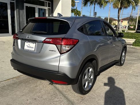 Used 2020 Honda HR-V LX image 4