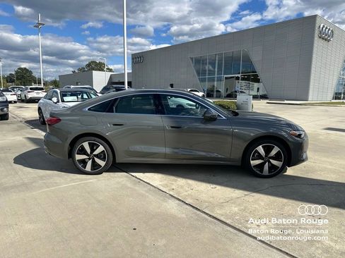 New 2025 Audi A5 2.0T Prestige image 4