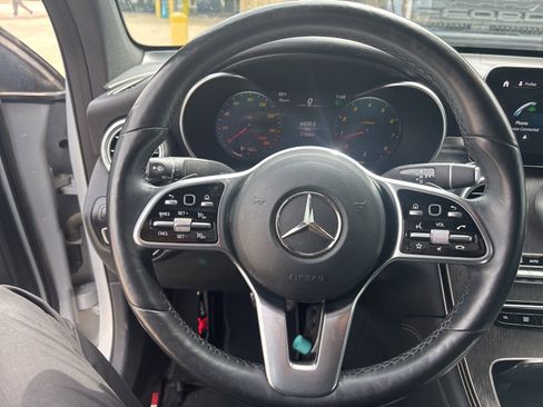 Used 2020 Mercedes-Benz GLC 300 4MATIC Coupe image 10