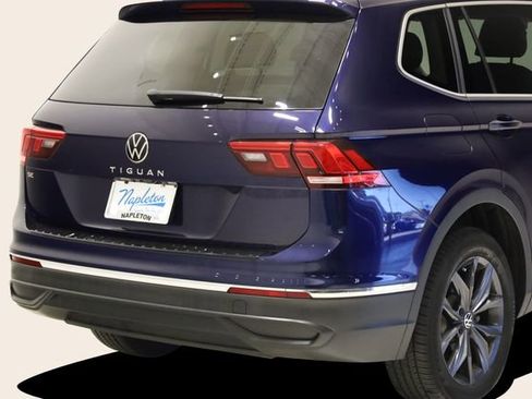 Used 2023 Volkswagen Tiguan SE FWD image 7