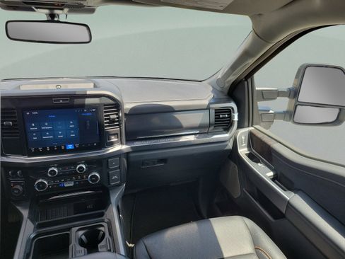 Certified 2026 Ford F250 Lariat AWD/4WD image 7