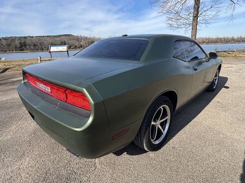 Used 2013 Dodge Challenger R/T Plus image 10